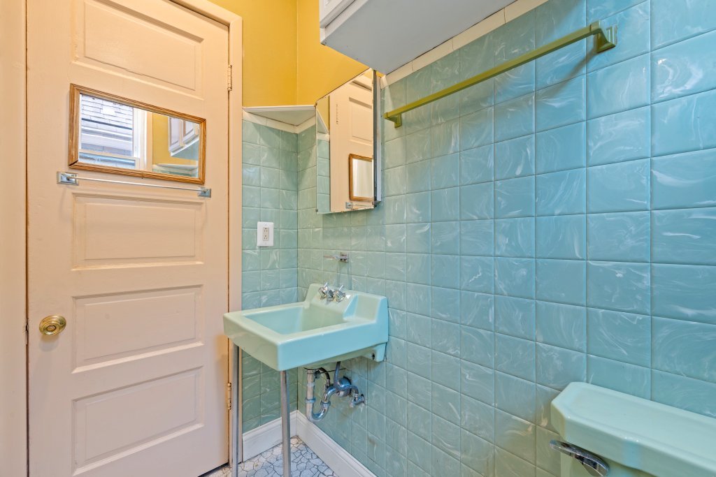 4320 S Marshfield Avenue Property Photo 14