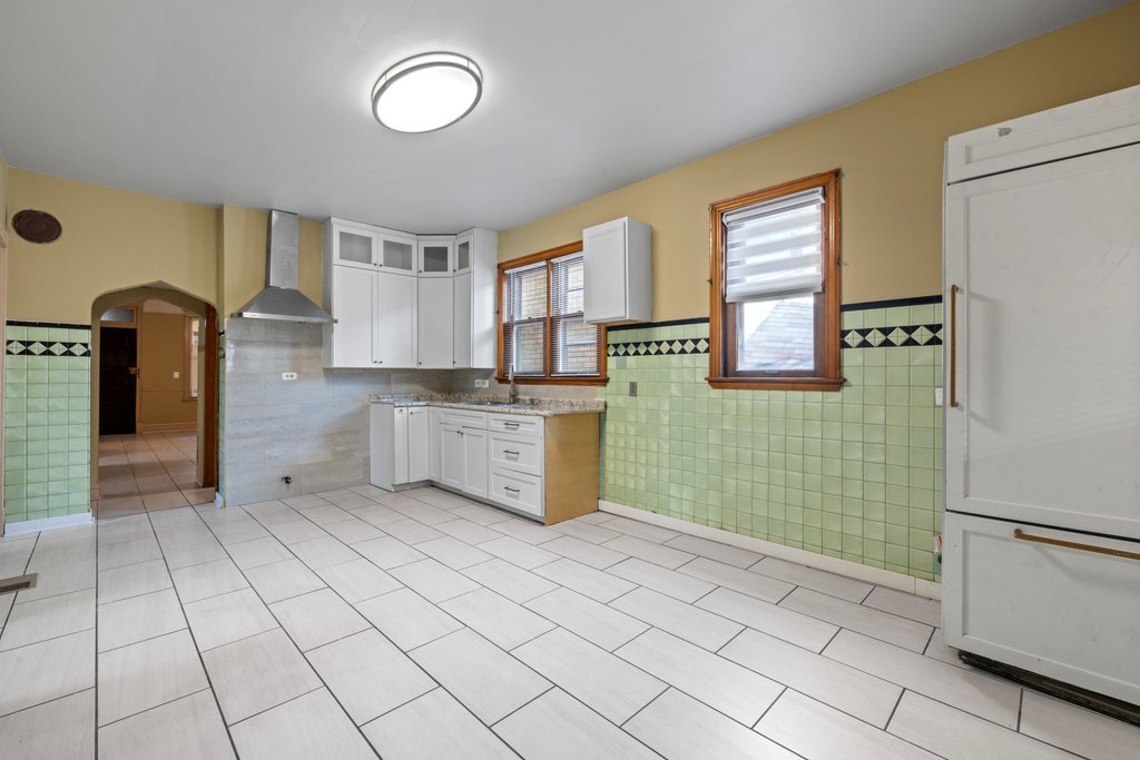 4320 S Marshfield Avenue Property Photo 19