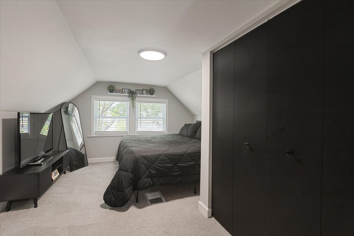 4031 Park Avenue Property Photo 17