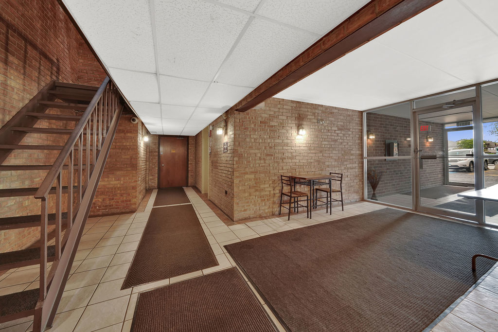 10210 Washington Avenue 115 Property Photo 4