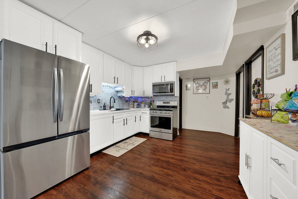 10210 Washington Avenue 115 Property Photo 10
