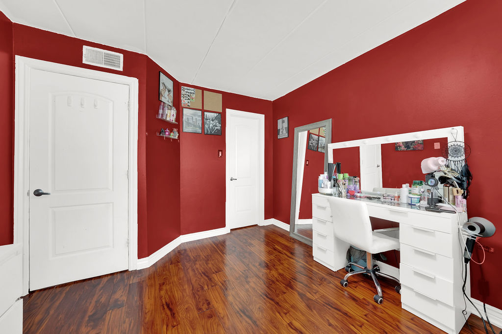 10210 Washington Avenue 115 Property Photo 14