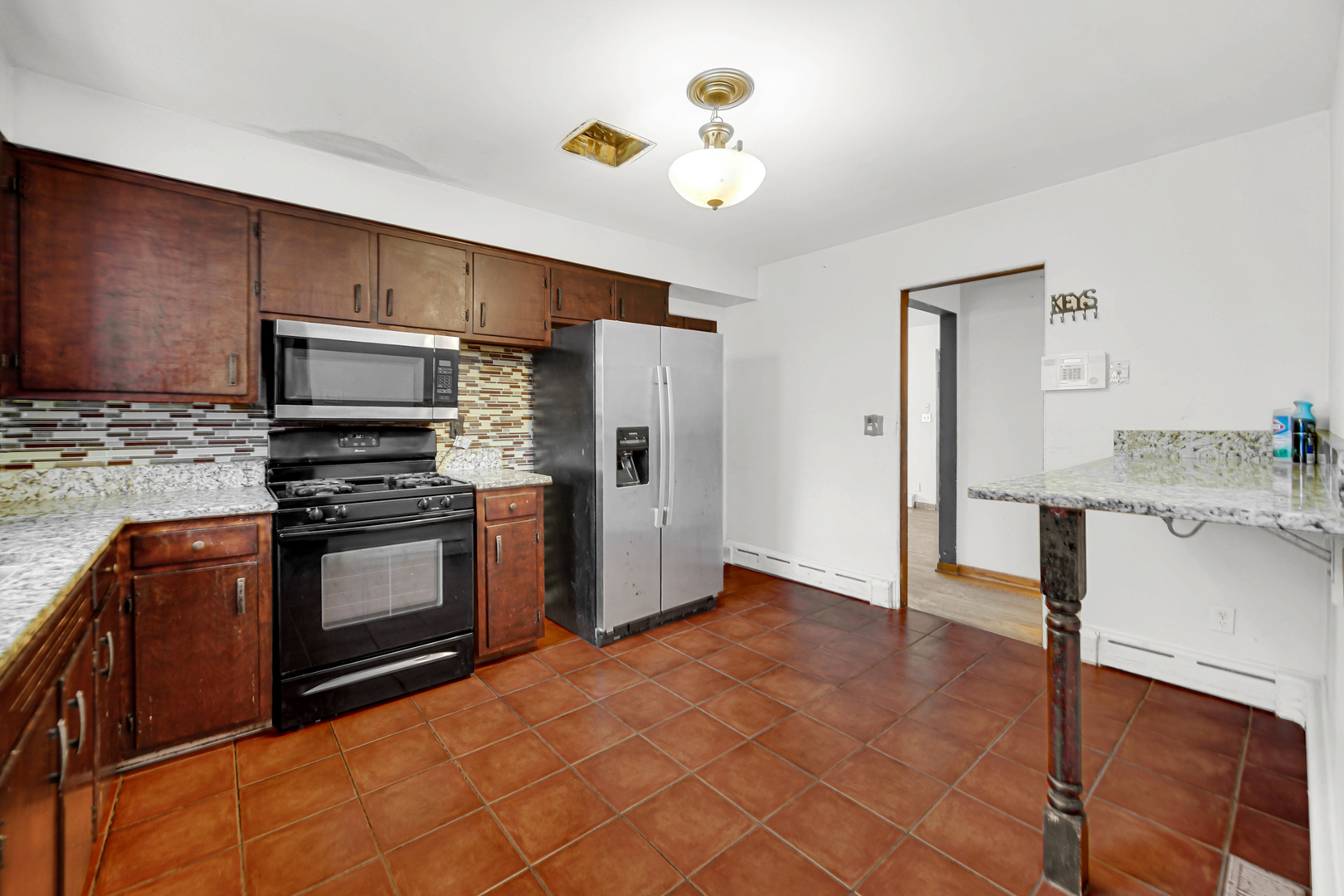 223 S Randall Road Property Photo 8