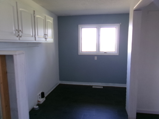 1074 N 2nd Road Property Photo 6