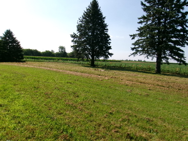1074 N 2nd Road Property Photo 11