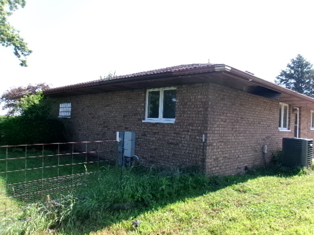 1074 N 2nd Road Property Photo 14