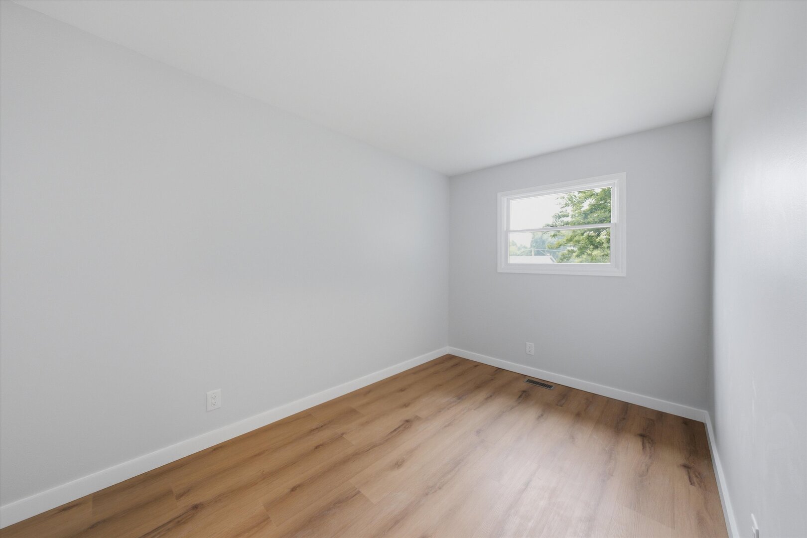 212 Kenilworth Drive Property Photo 20