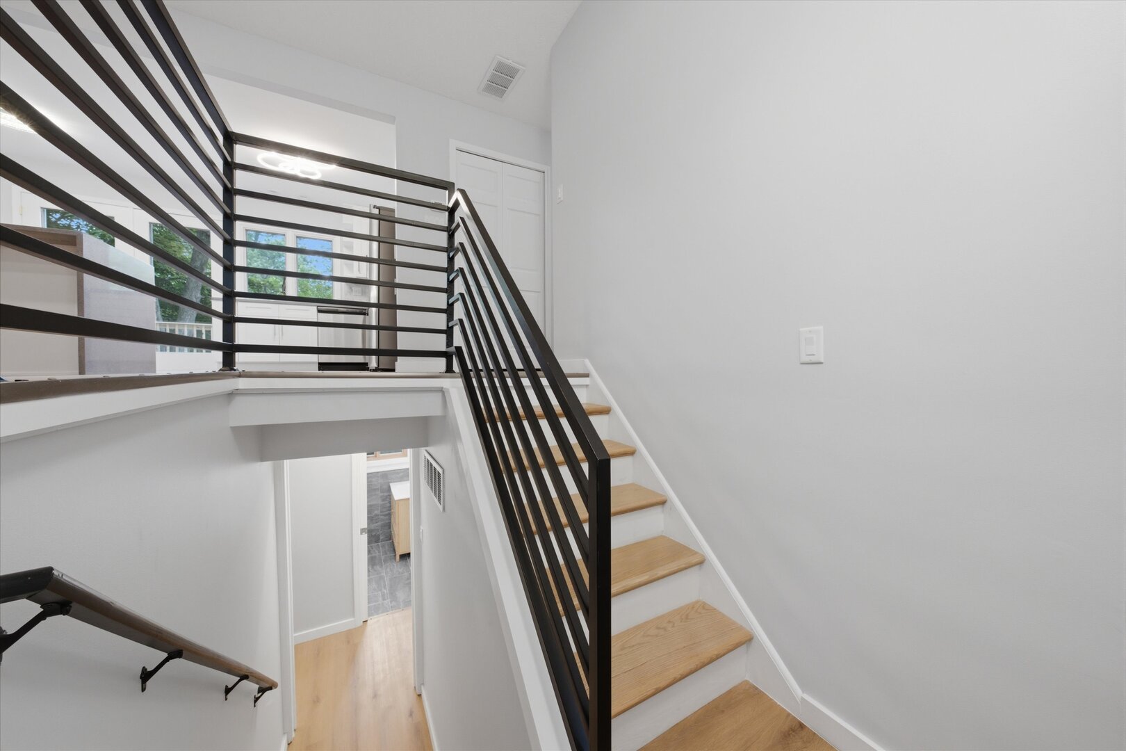 212 Kenilworth Drive Property Photo 25