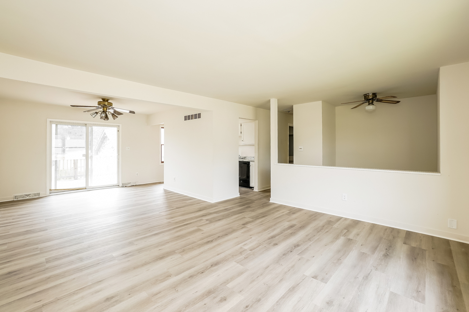 6743 Leland Avenue Property Photo 17