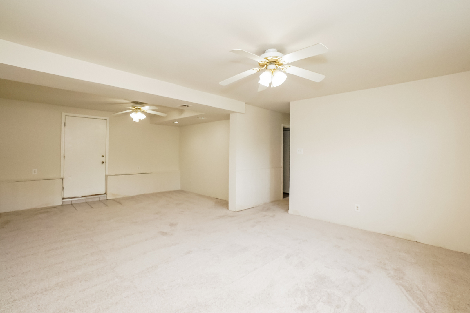 6743 Leland Avenue Property Photo 18