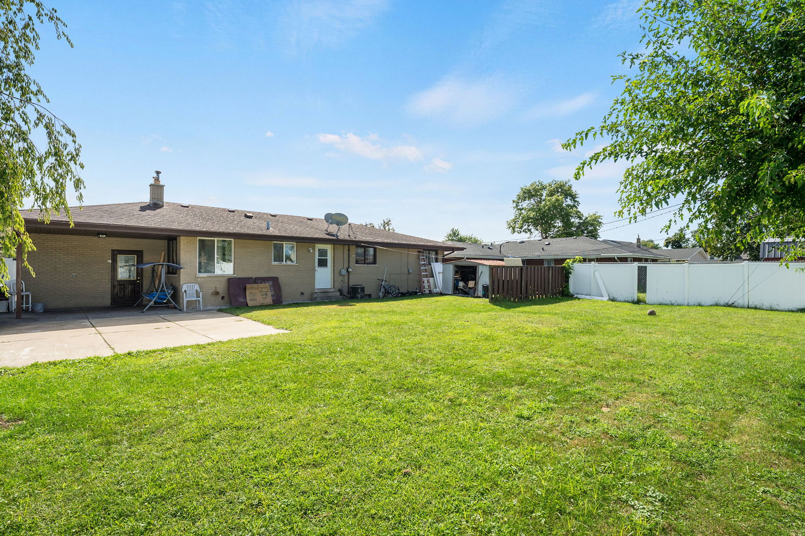 2308 185th Street Property Photo 2