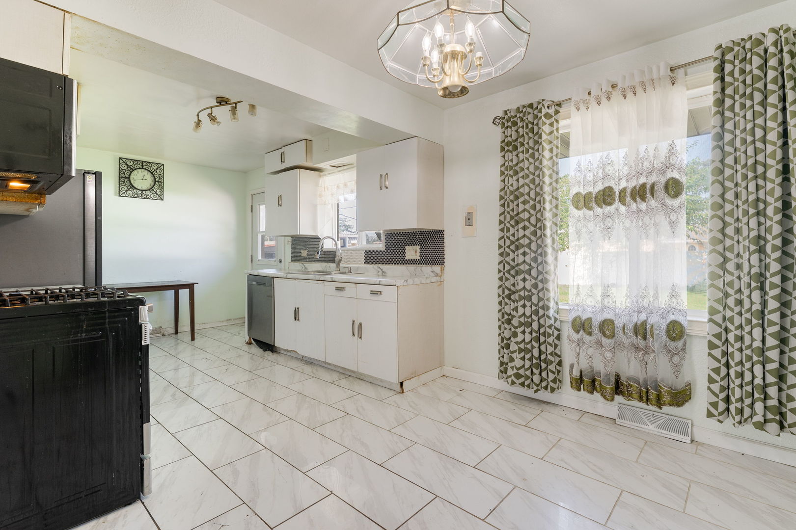 2308 185th Street Property Photo 5