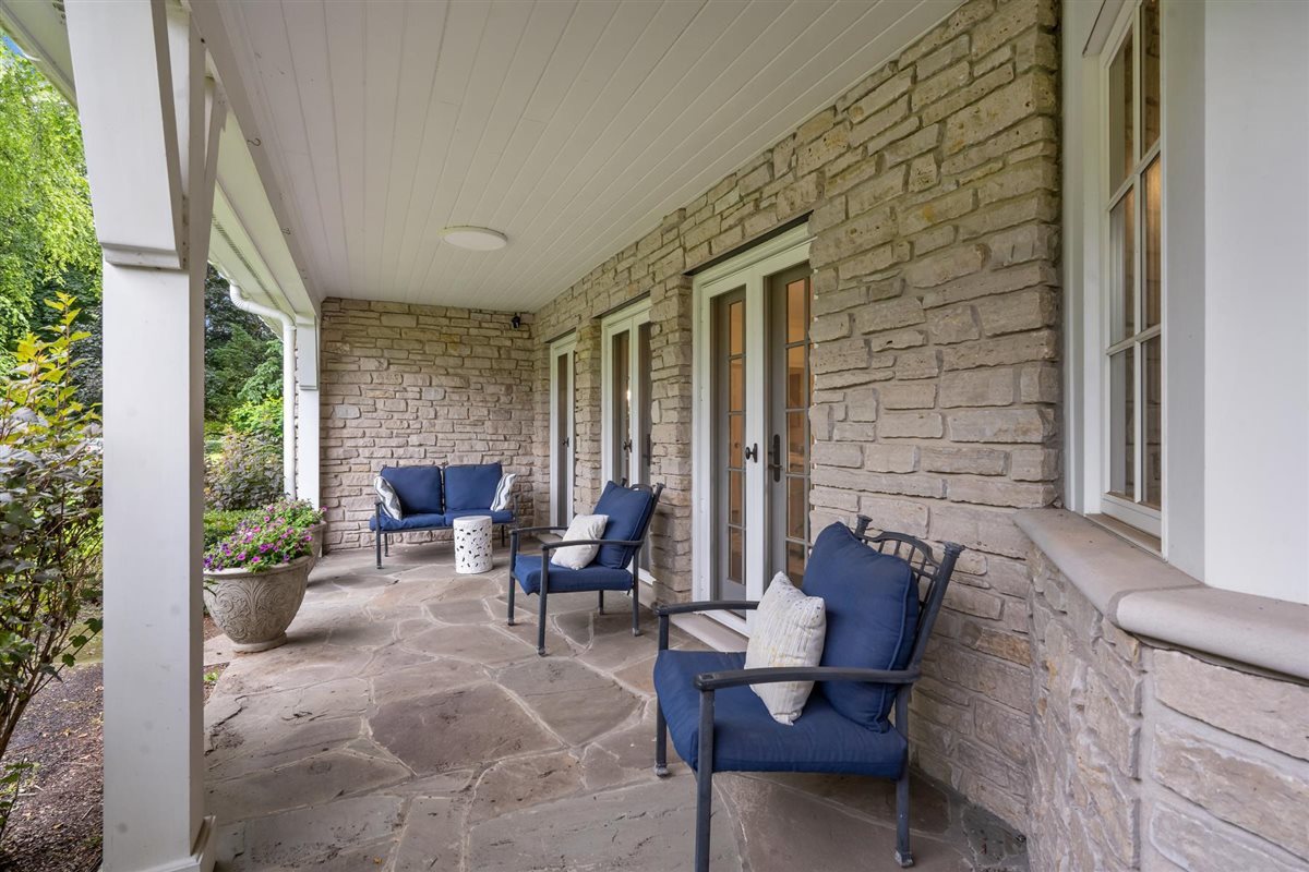 644 Beaver Road Property Photo 3