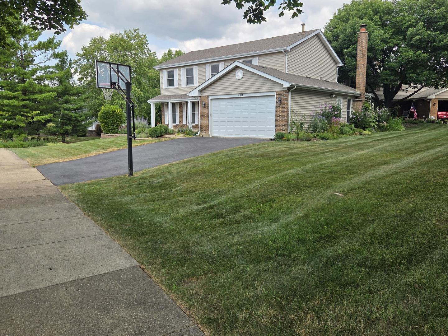 180 Farmgate Drive Property Photo 2