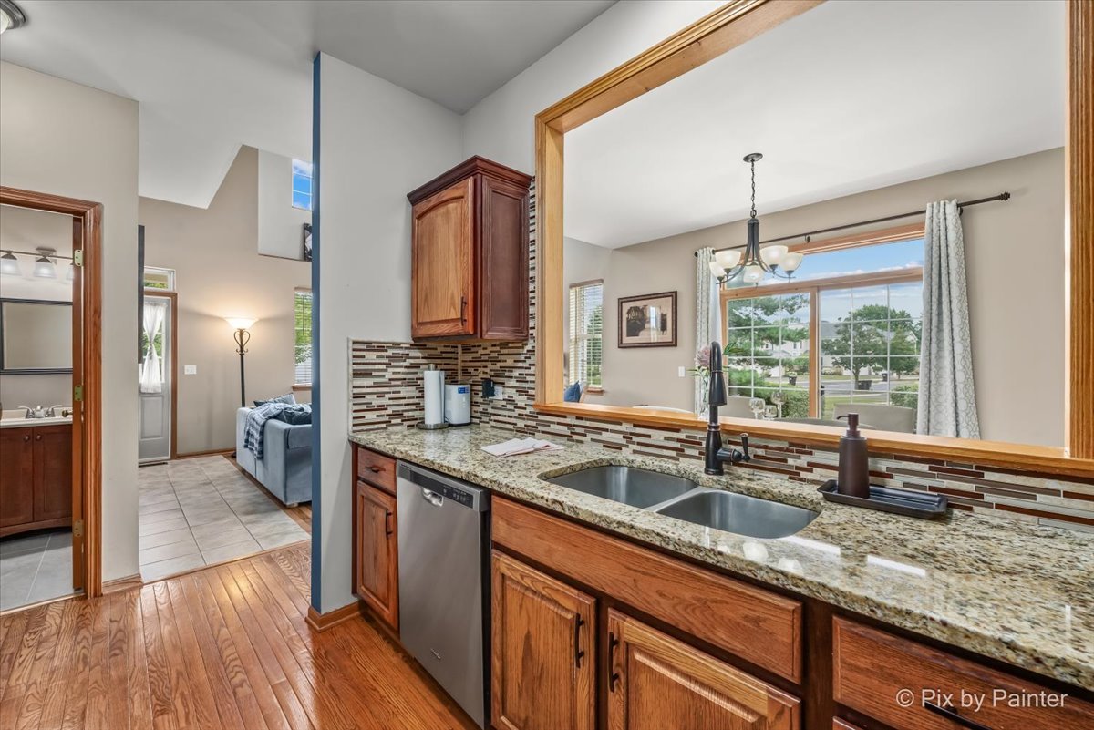 2125 Braeburn Drive A Property Photo 10