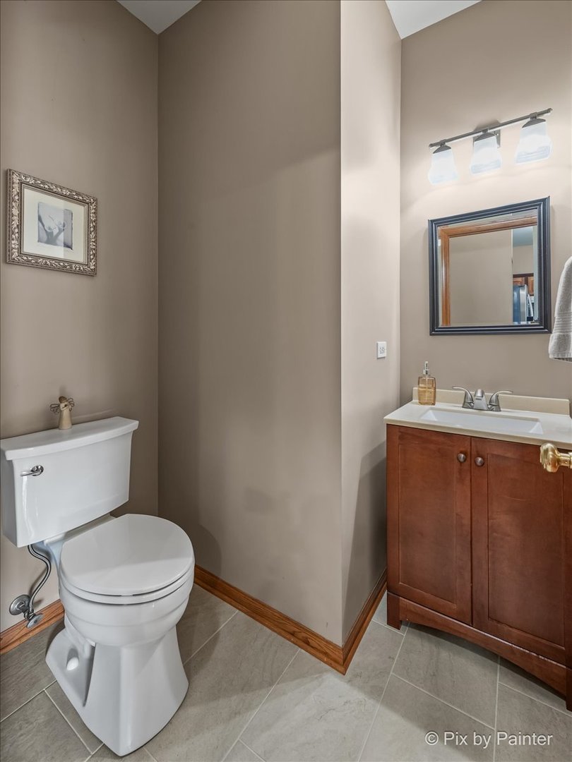 2125 Braeburn Drive A Property Photo 11