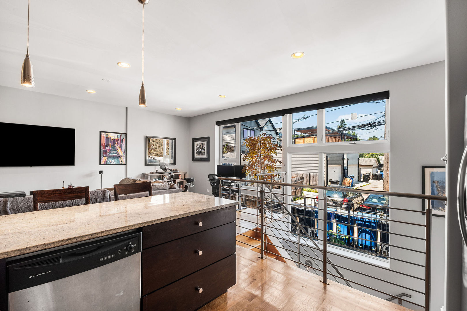 3312 W Diversey Avenue 1n Property Photo 4