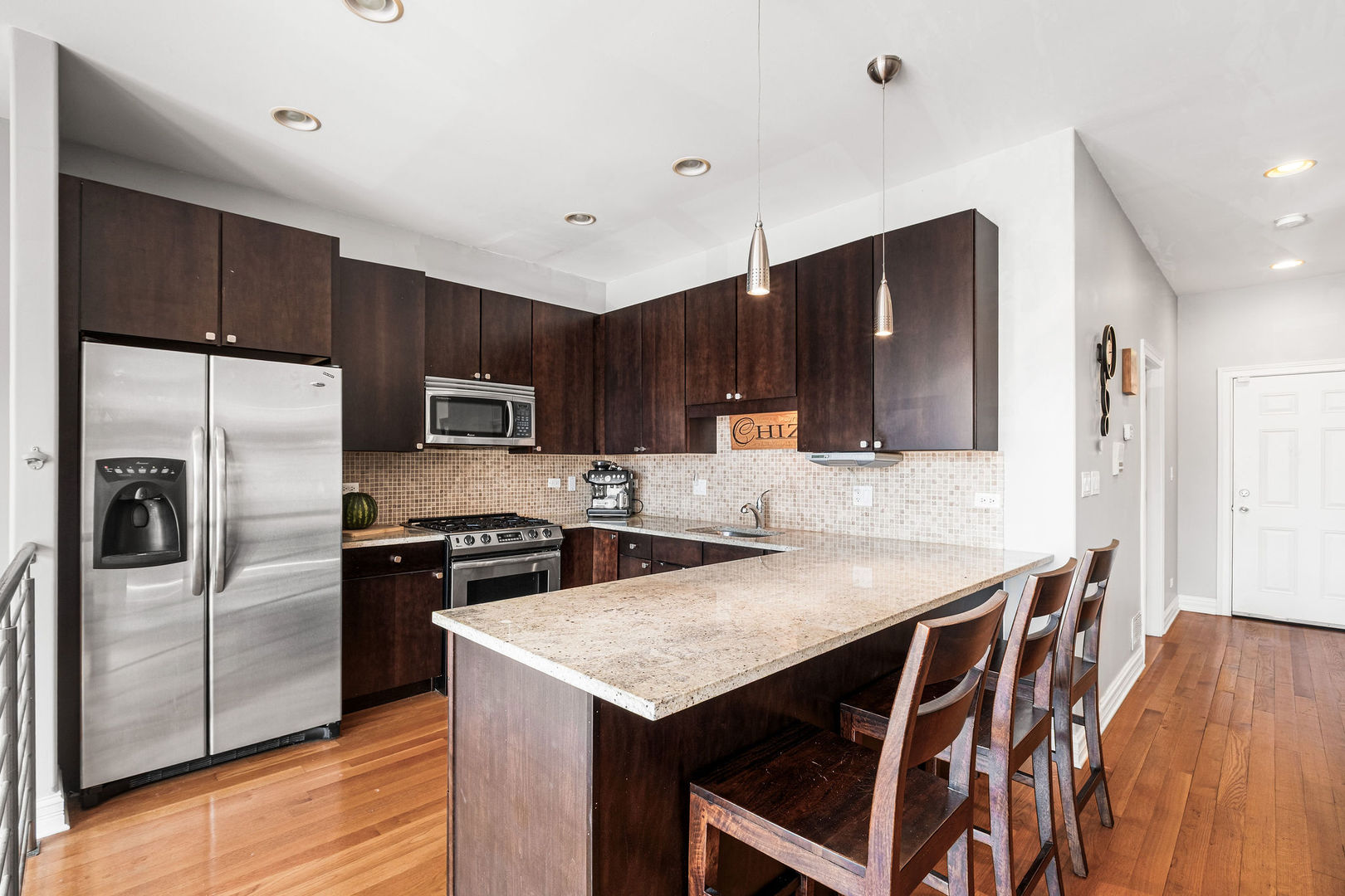 3312 W Diversey Avenue 1n Property Photo 8