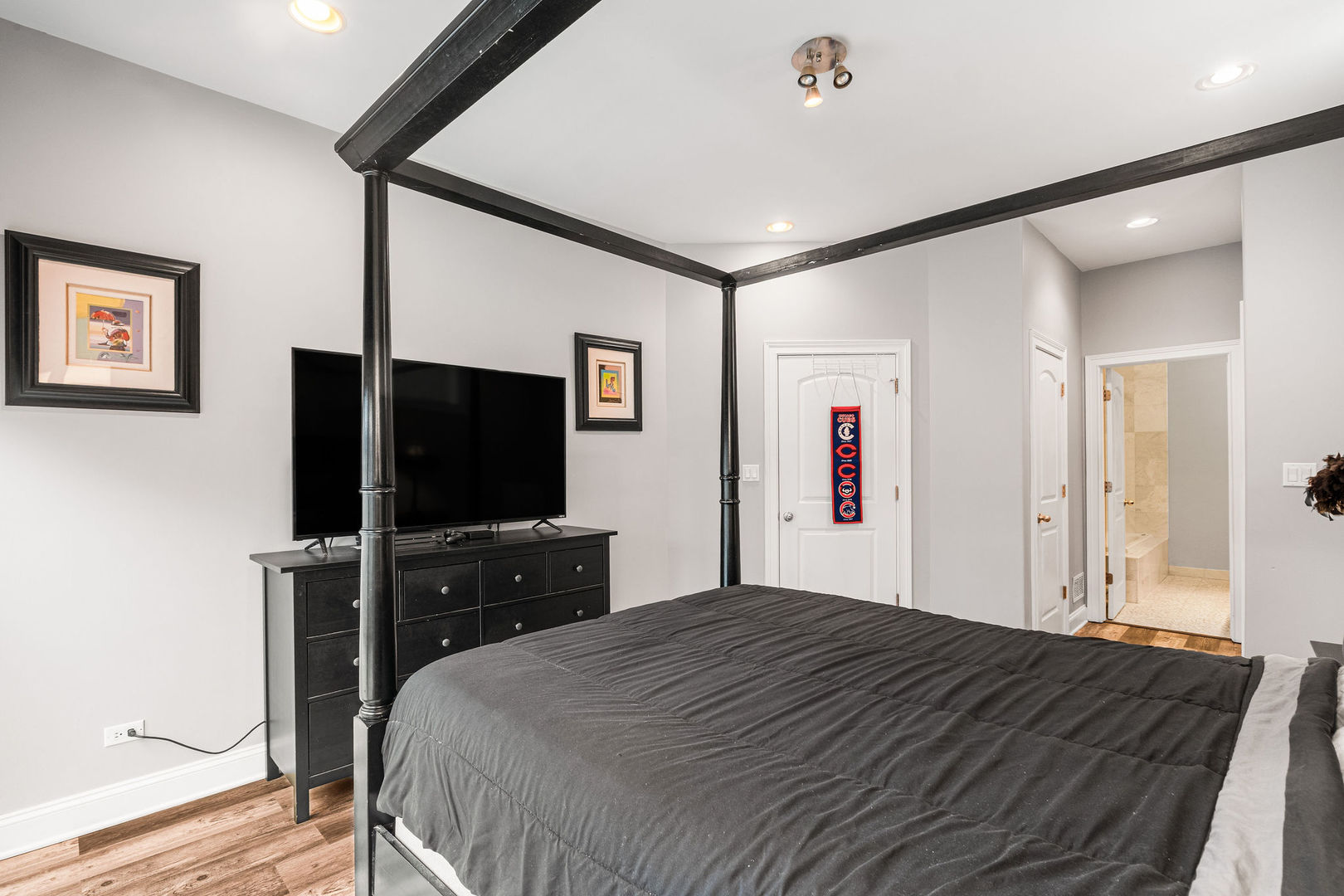 3312 W Diversey Avenue 1n Property Photo 12