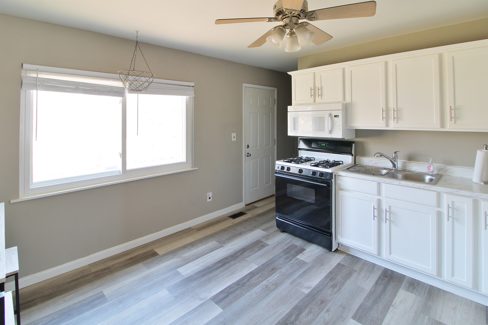 618 Dogwood Drive Property Photo 3