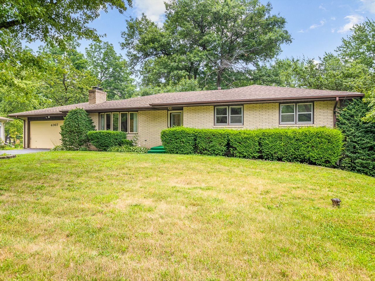 4367 Shorewood Drive Property Photo 1