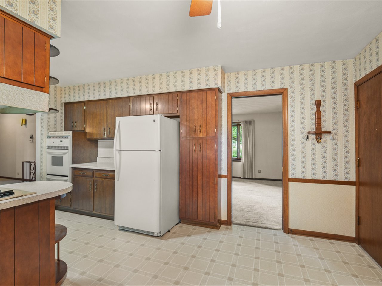 4367 Shorewood Drive Property Photo 13