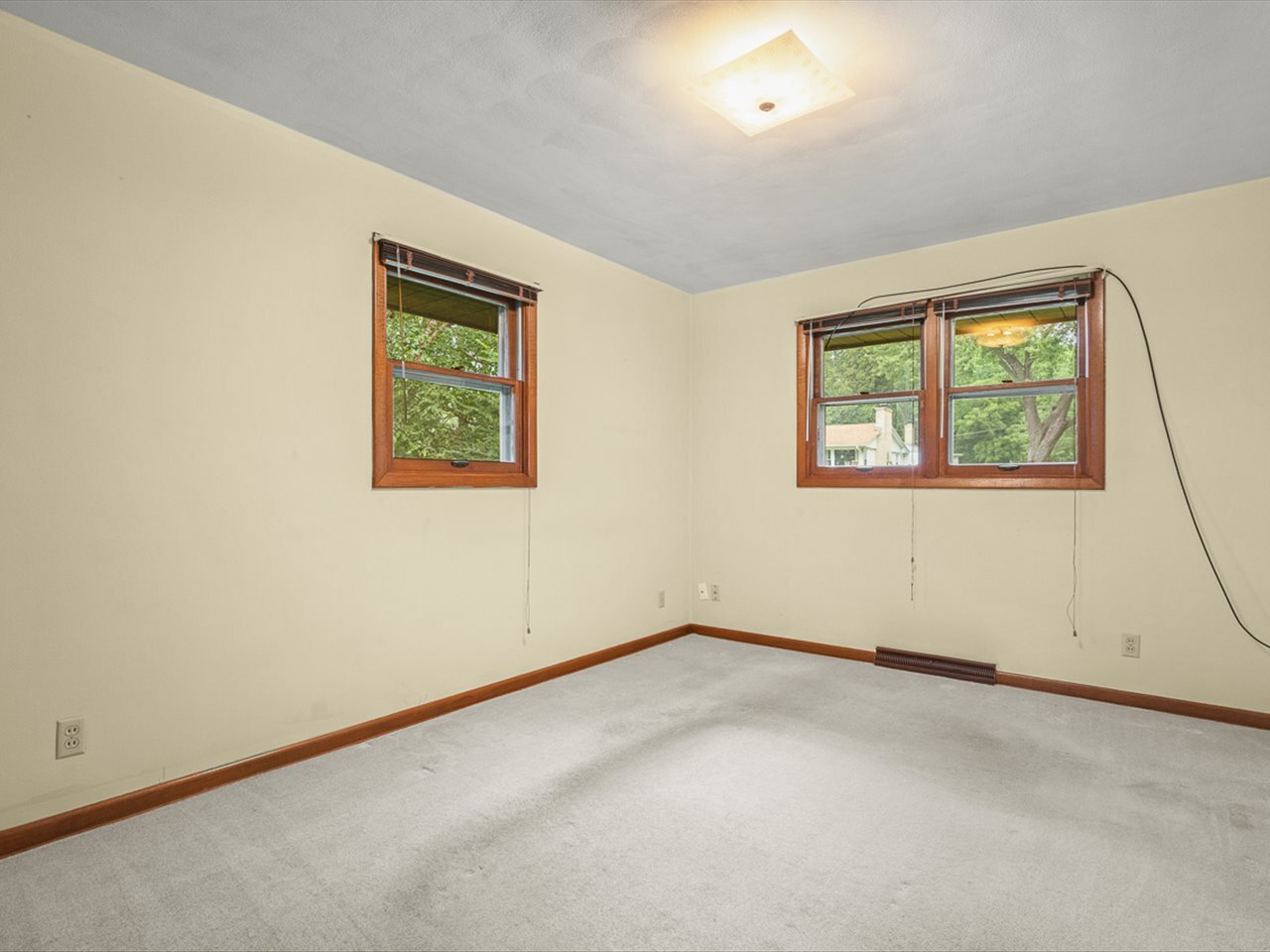 4367 Shorewood Drive Property Photo 18