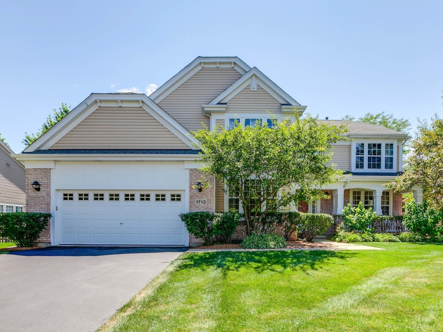 1713 Nathan Lane Property Photo 1
