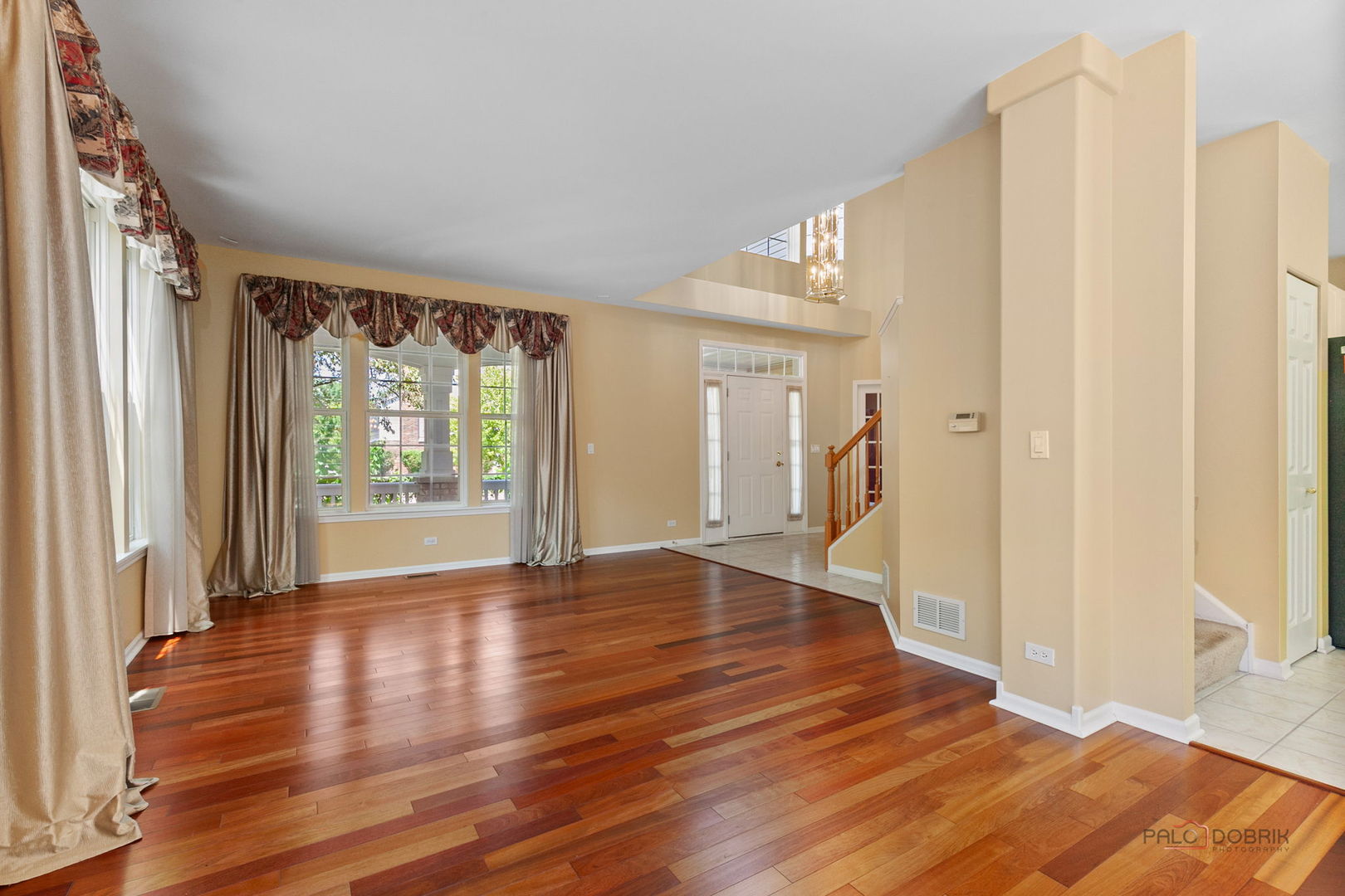 1713 Nathan Lane Property Photo 4