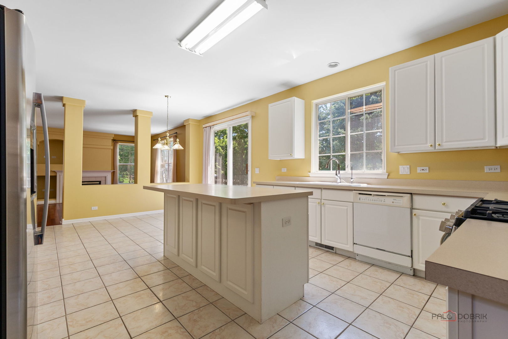 1713 Nathan Lane Property Photo 7