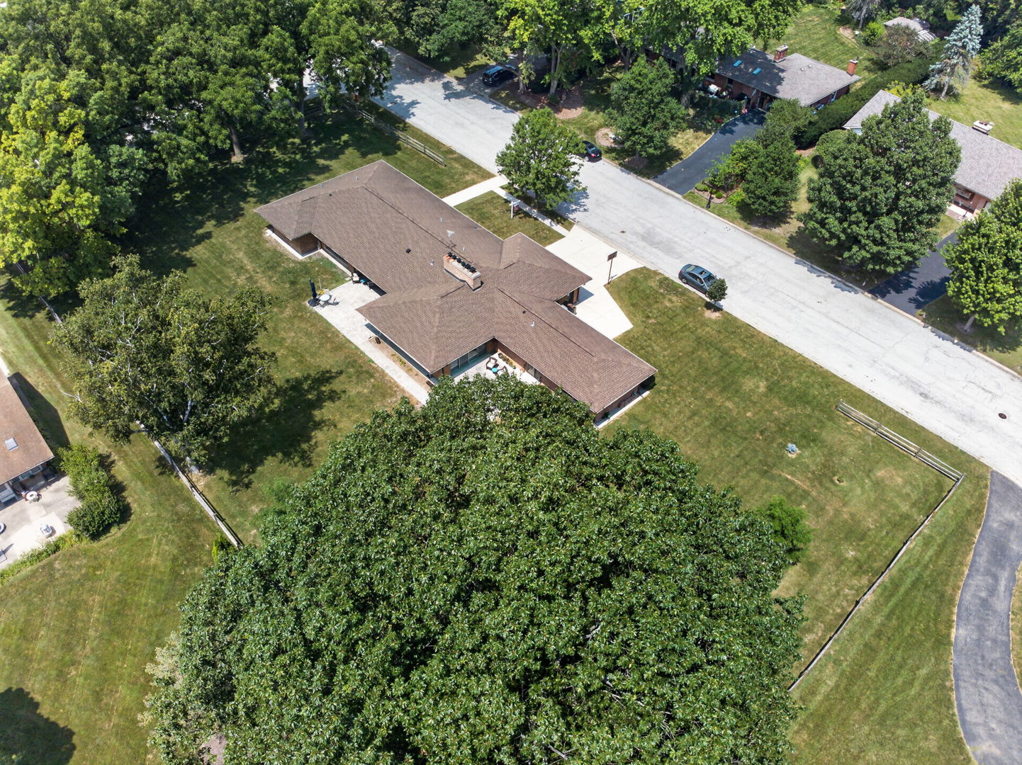 601 Marion Avenue Property Photo 43