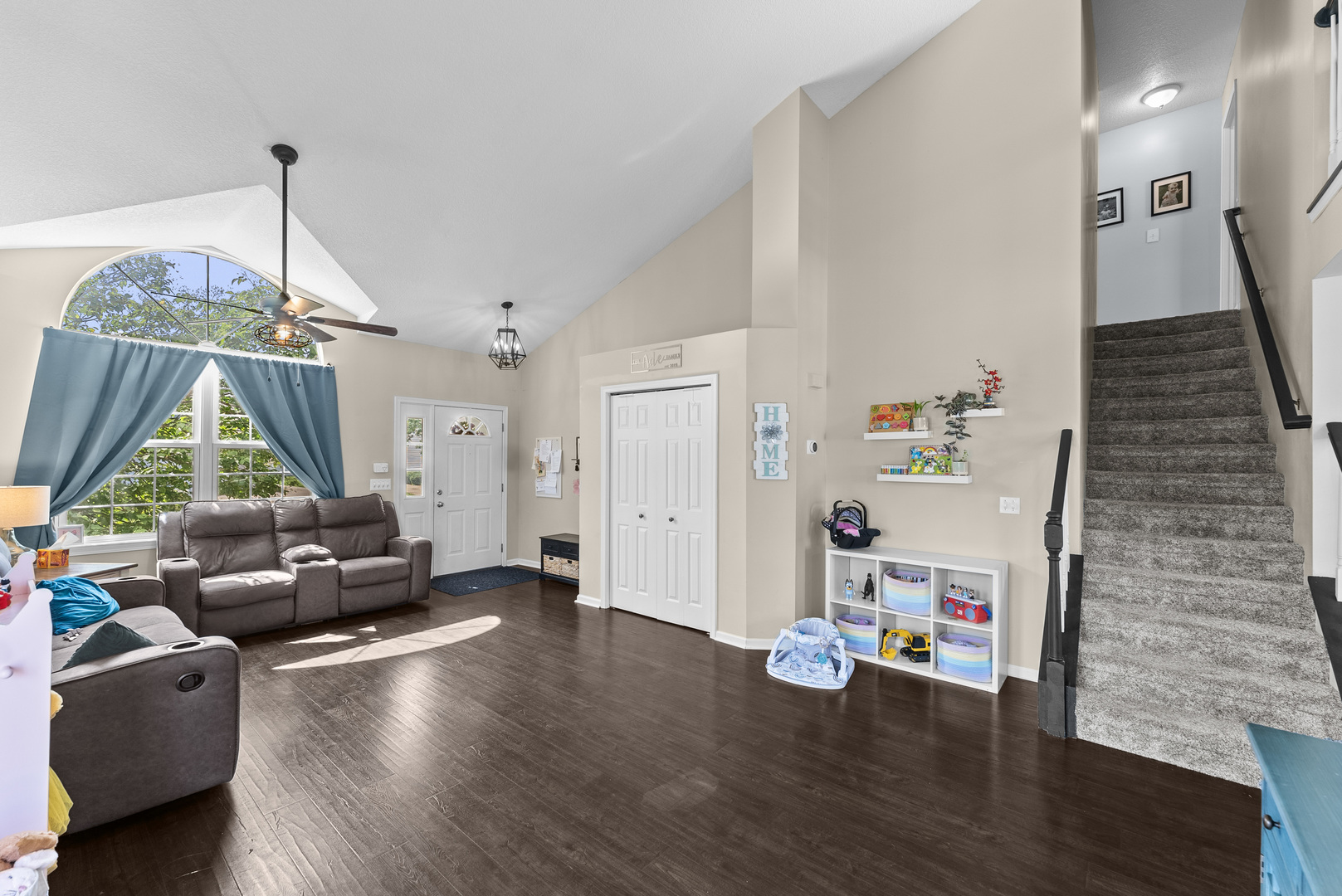 311 8th Avenue Property Photo 5