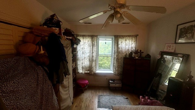 4728 N Kenneth Avenue 3e Property Photo 5