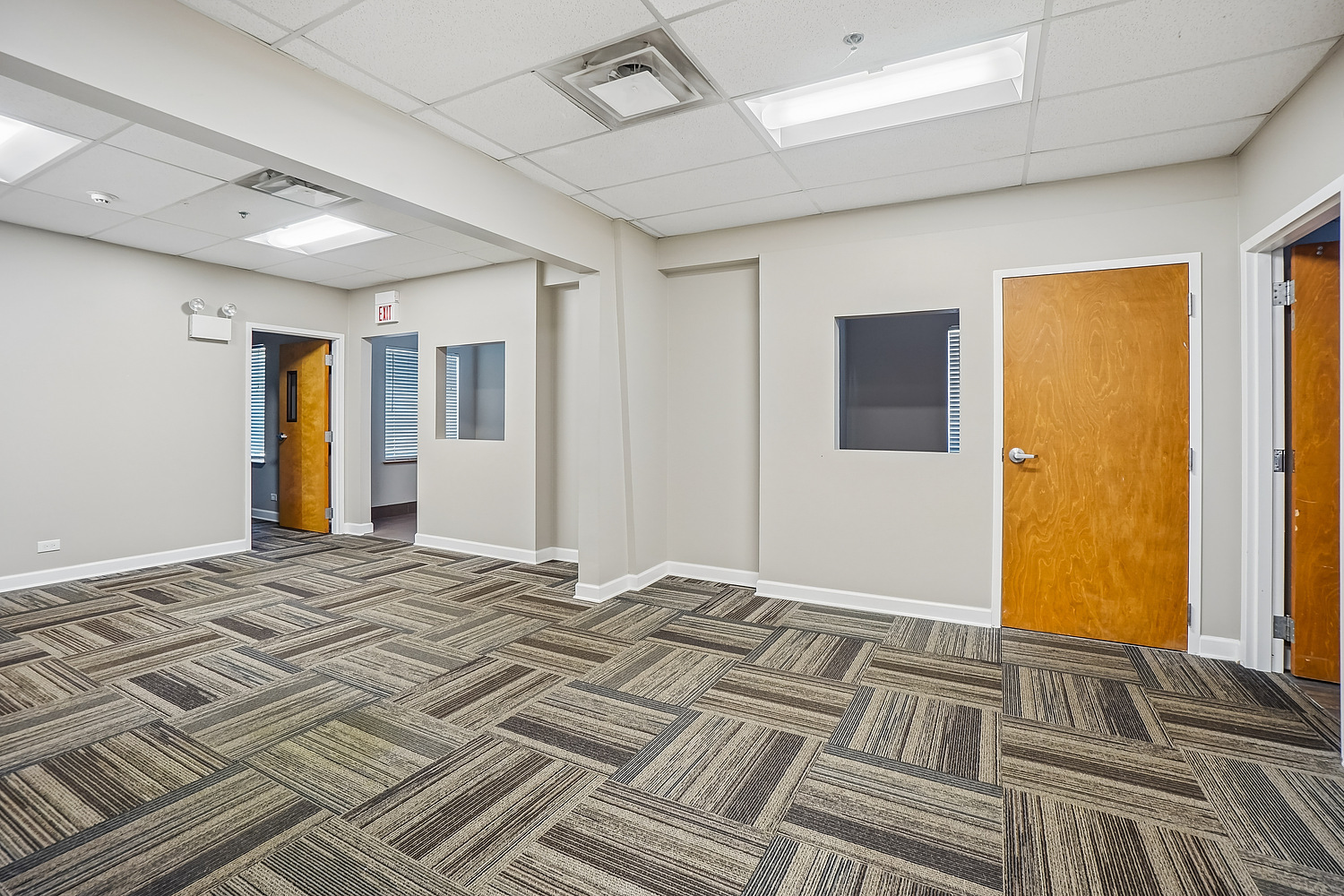 6370 Emerald Parkway 100-101 Property Photo 12