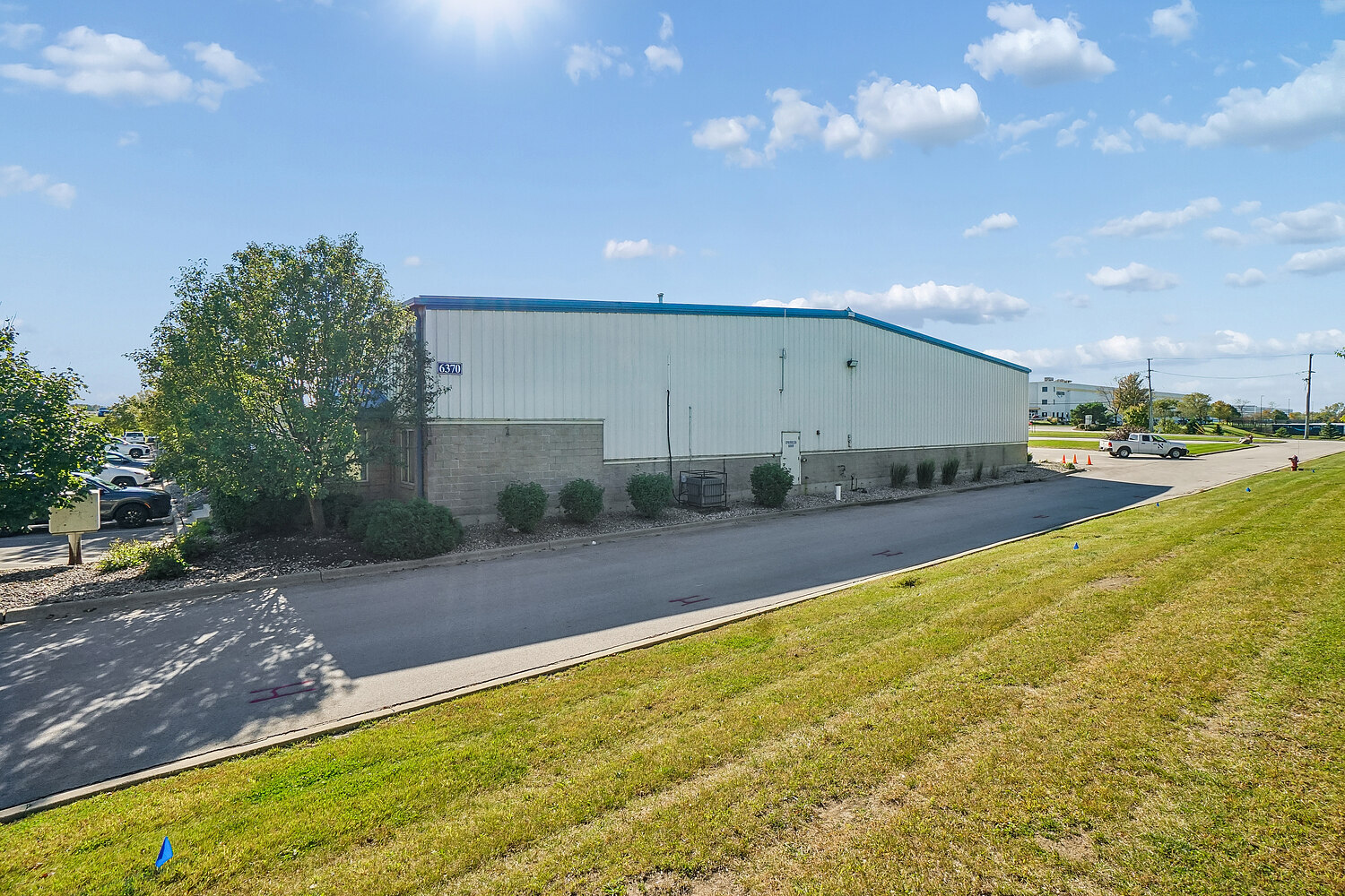 6370 Emerald Parkway 100-101 Property Photo 13
