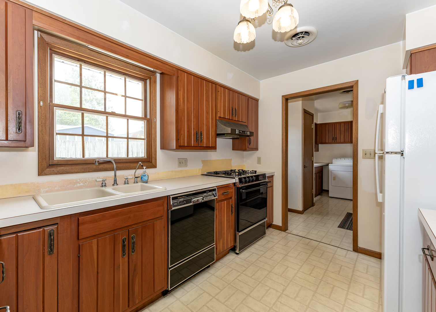 1402 Rosehill Avenue Property Photo 7