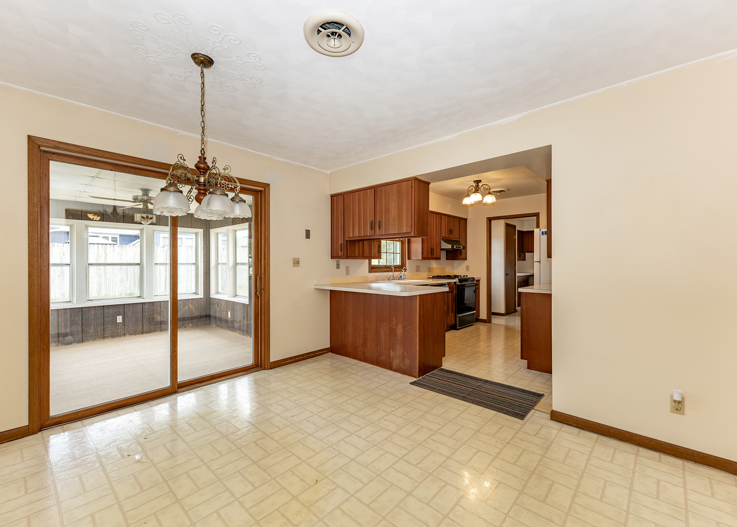 1402 Rosehill Avenue Property Photo 11