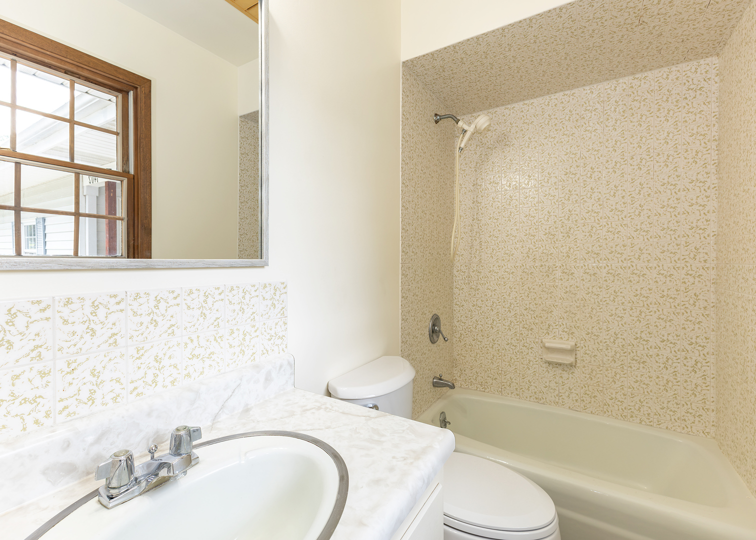 1402 Rosehill Avenue Property Photo 20