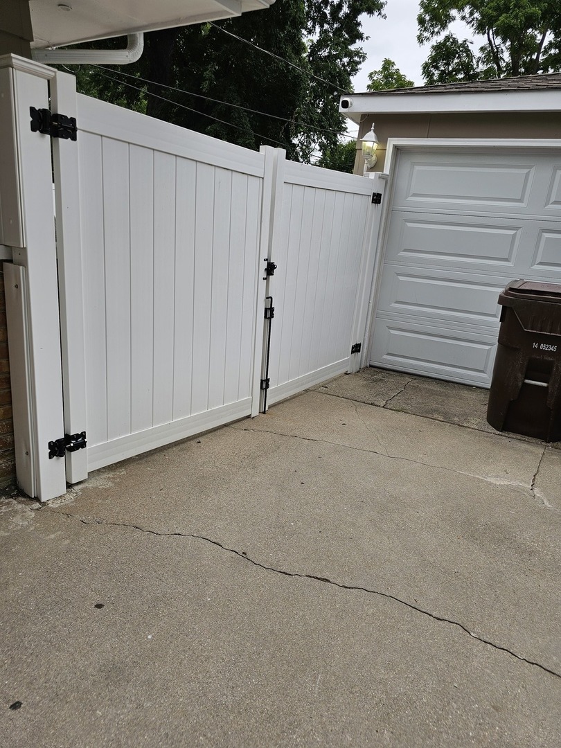 412 Suwanee Street Property Photo 6
