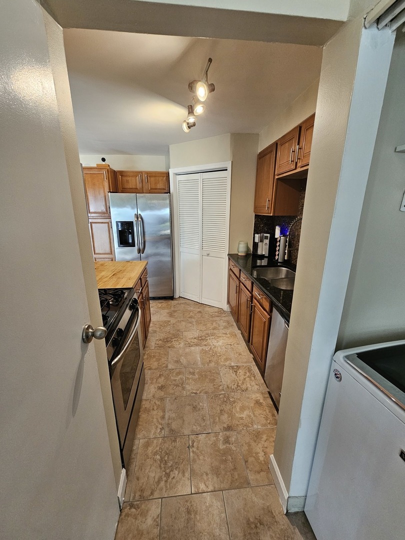 412 Suwanee Street Property Photo 21