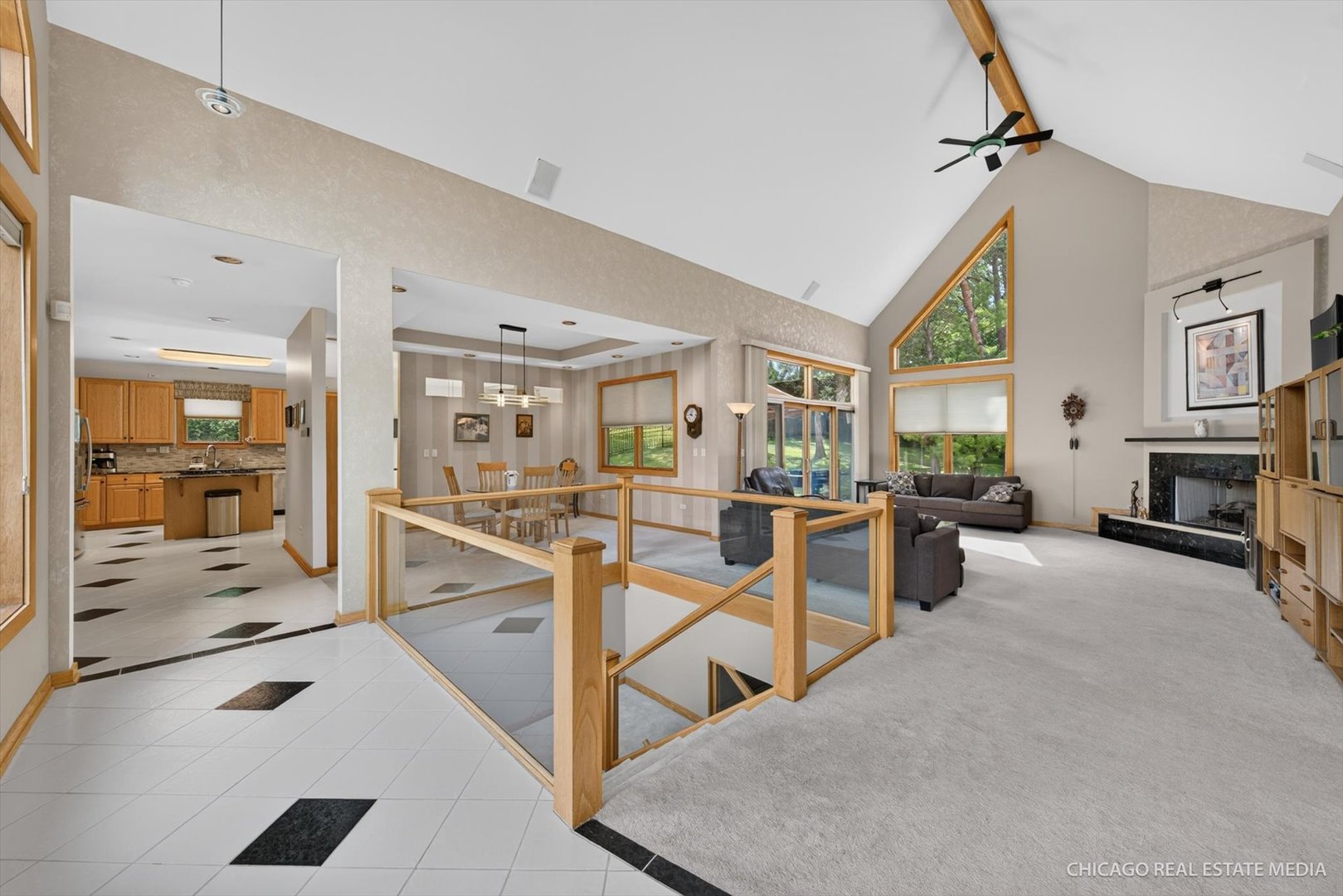 11923 Devonshire Street Property Photo 3