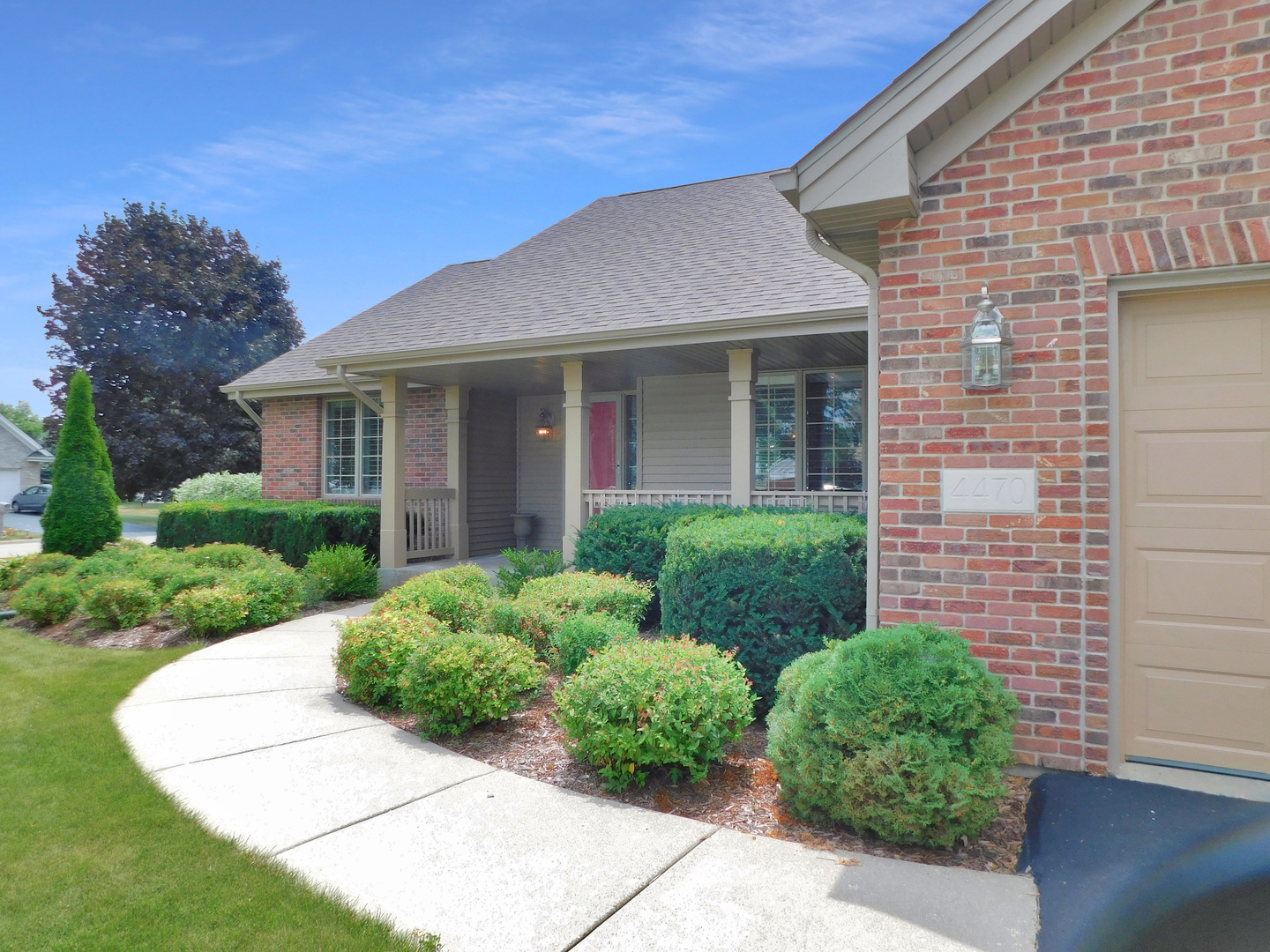4470 Bellview Way Property Photo 7