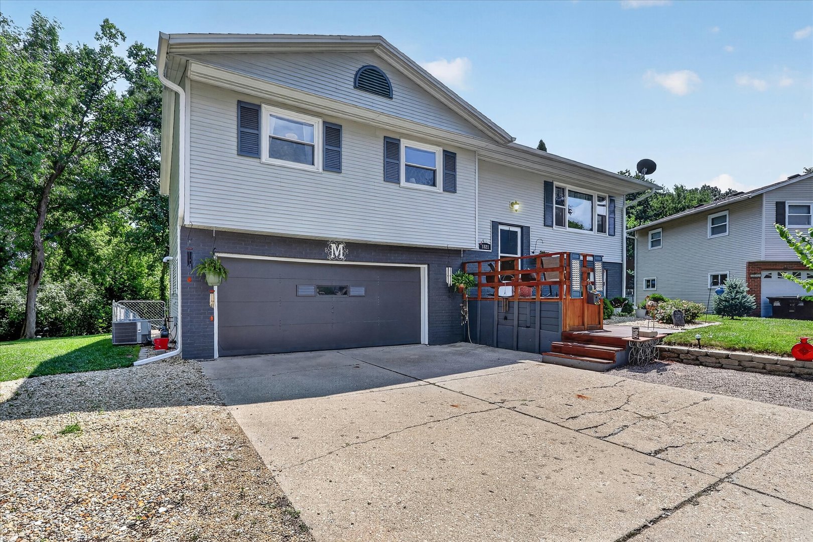 1821 Middlebury Road Property Photo 2