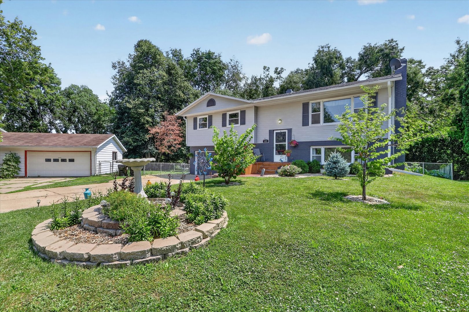 1821 Middlebury Road Property Photo 4
