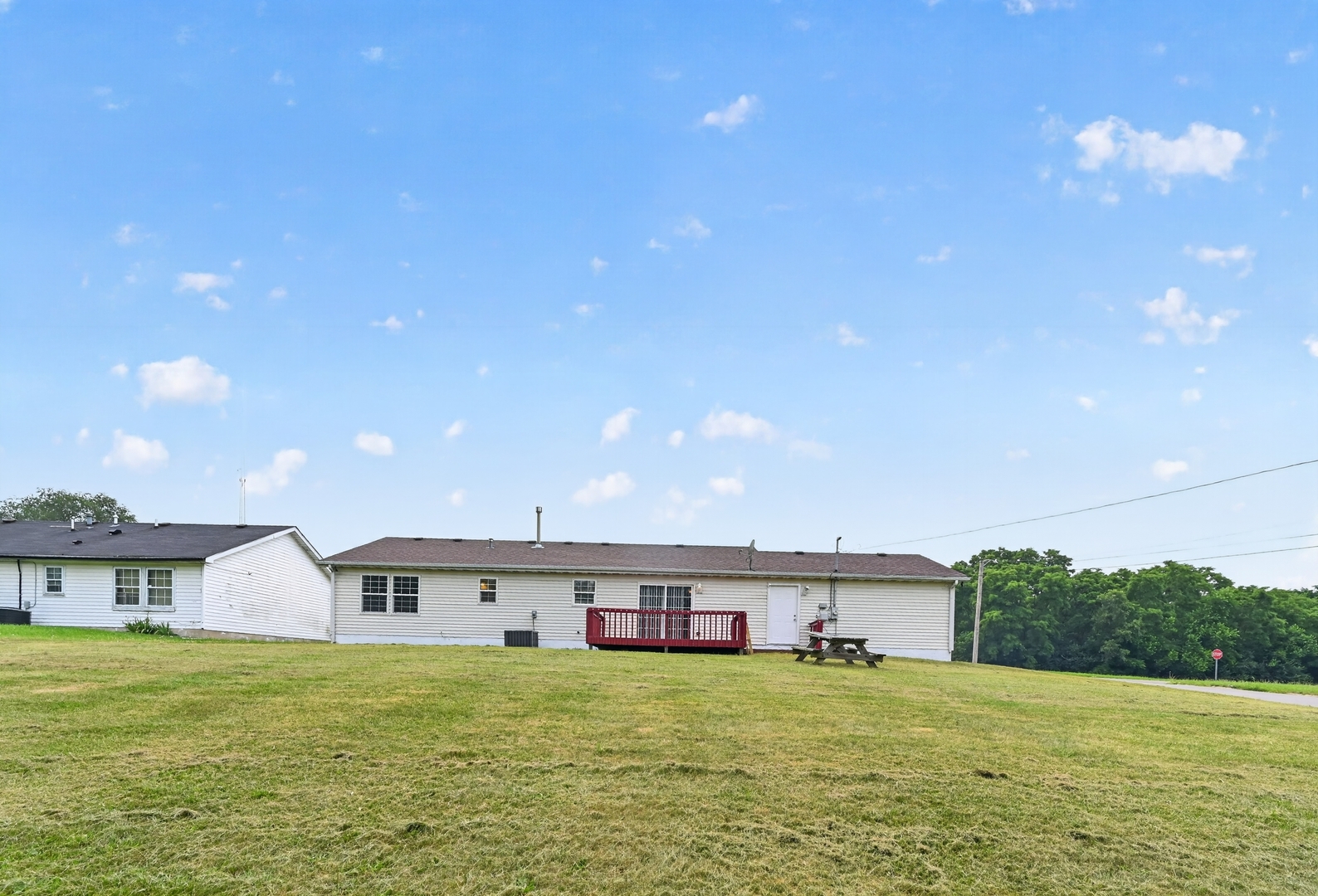 1301 Berkeley Avenue Property Photo 3