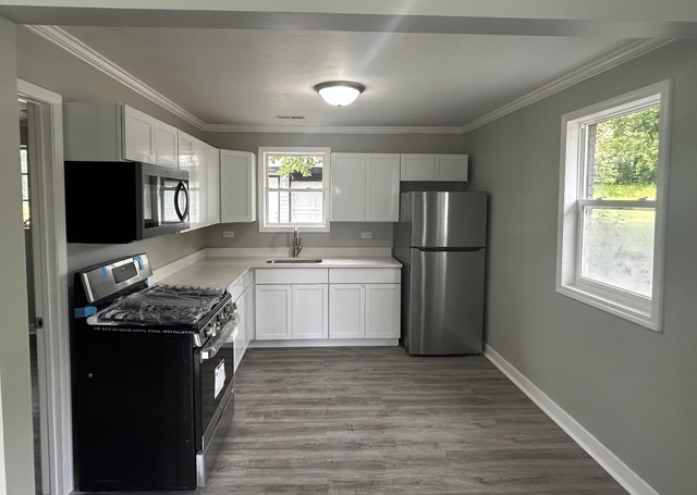 363 Minocqua Avenue Property Photo 2