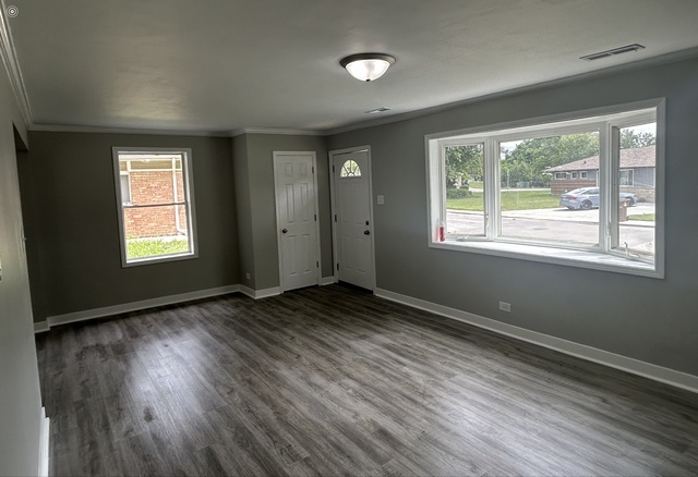 363 Minocqua Avenue Property Photo 4