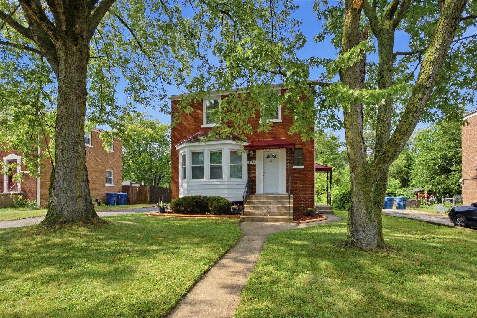 1130 156th Place Property Photo 2