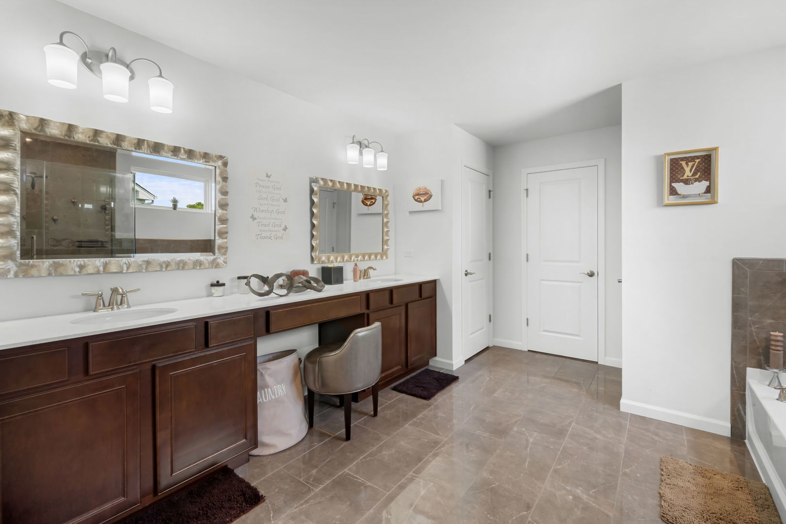 27018 W Rustic Wood Lane Property Photo 18