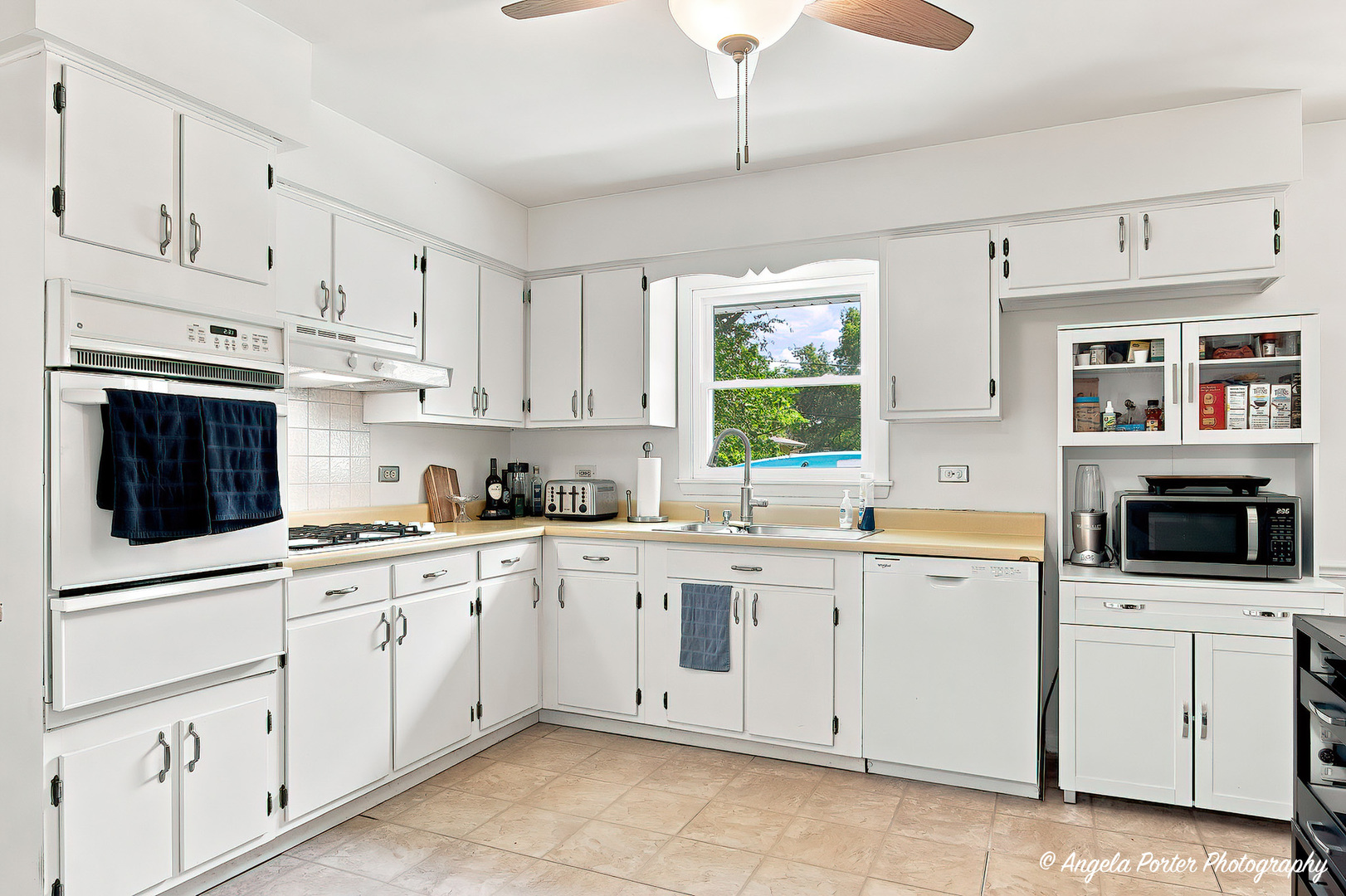 303 Ridge Street Property Photo 9